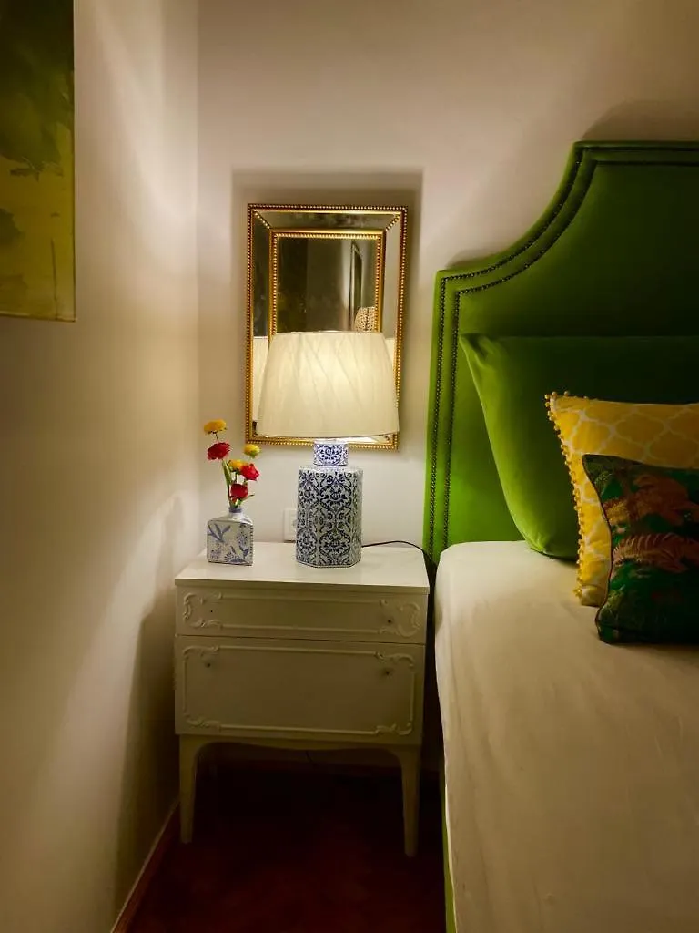 Palace District Luxury Apartment Budapest